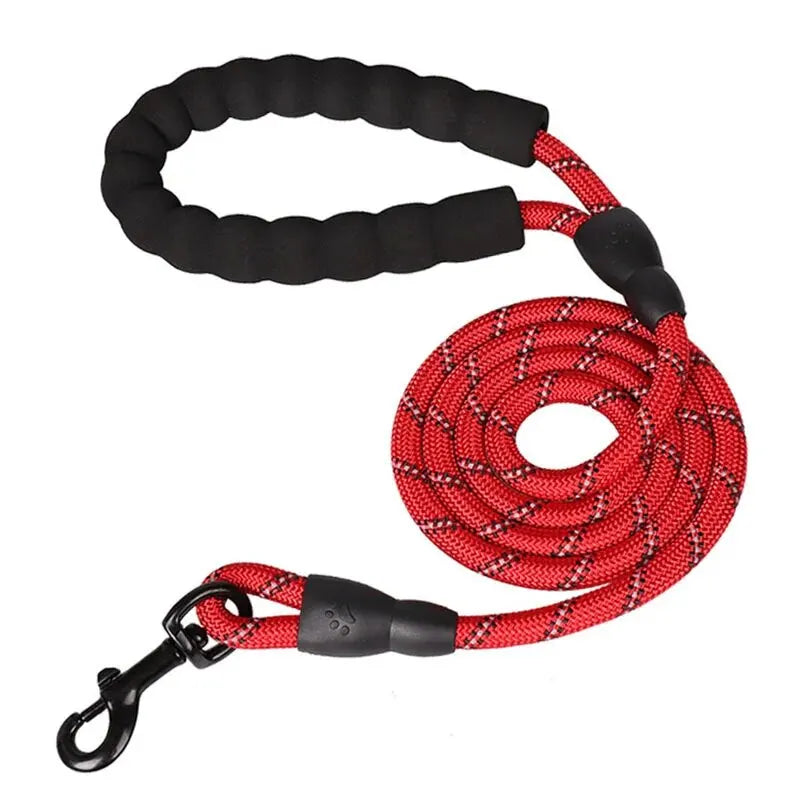 Superbekvämt hundkoppel med reflexer samt ett skönt handtag till din hund!