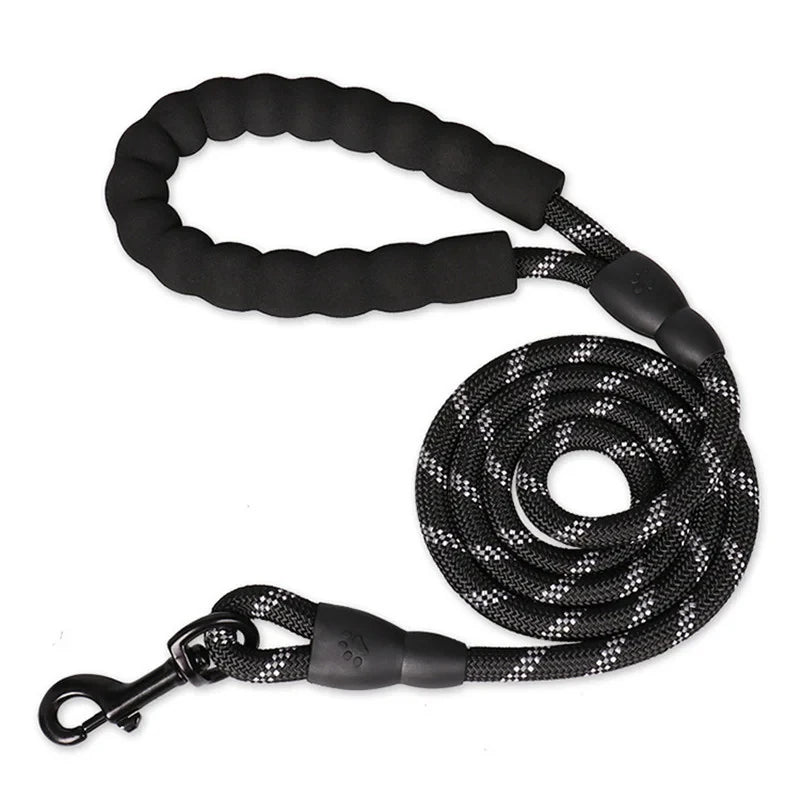 Superbekvämt hundkoppel med reflexer samt ett skönt handtag till din hund!